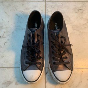 Metallic Purple Low-Top Converse All-Star Sneaker